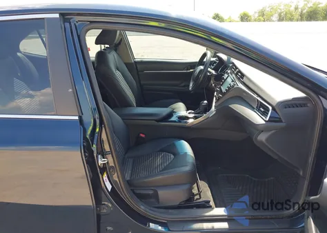 2018 Toyota Camry Se from USA, damaged, VIN 4T1B11HK2JU649645